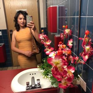 Meet your Posher, Emma